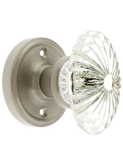Classic Rose with Oval Fluted Knob in Satin Nickel with .